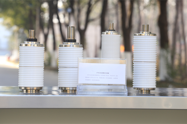 真空開關管絕緣外殼采用玻璃材料，優勢多多！